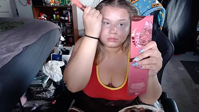 prettybabygurl04 online show from May 15, 9:24 pm
