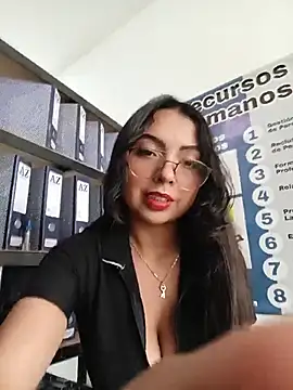 Snapshot of JENNIFER__03 chatting on May 25, 2:49 pm JENNIFER 03 online show from May 25, 2:49 pm