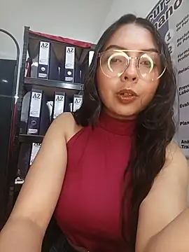 JENNIFER  03 online show from July 21, 5:25 pm