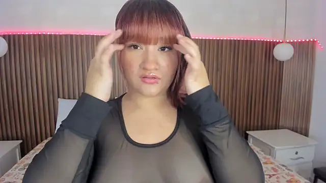 Dafne Evaans online show from May 23, 11:53 am