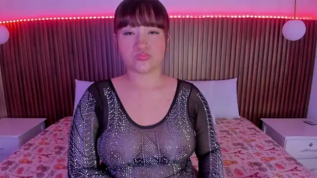 Dafne Evaans online show from June 2, 12:27 pm