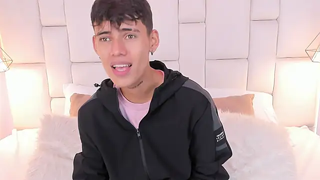 JacobFerrer online show from May 23, 5:56 pm