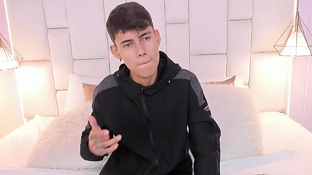 JacobFerrer online show from May 26, 5:44 pm
