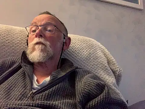 Moonraker64 online show from May 7, 7:28 pm