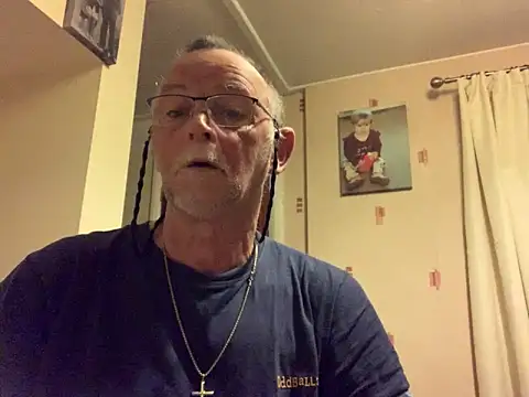 Moonraker64 online show from May 10, 2:26 am