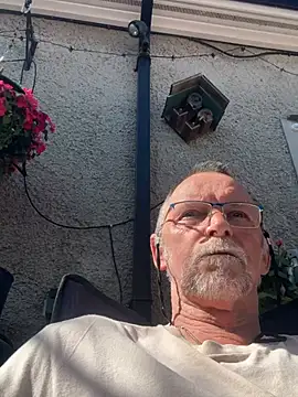Moonraker64 online show from May 26, 3:32 pm