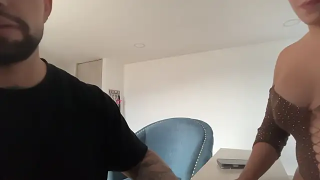 Snapshot of exclusivecouple69 chatting on June 5, 8:47 pm exclusivecouple69 online show from June 5, 8:47 pm