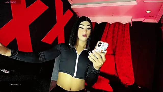 Mia Colucci25 online show from May 15, 1:47 am