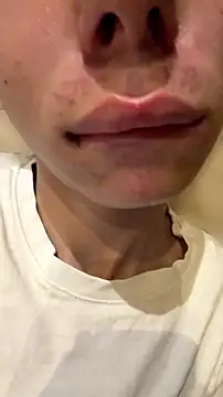 hotlips2026 online show from June 26, 10:48 pm
