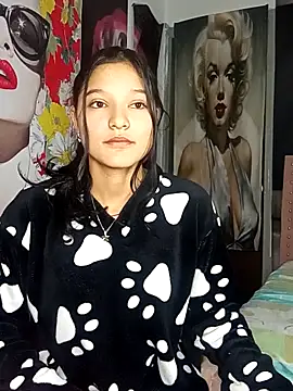 AbbyAmber  online show from May 3, 11:15 am