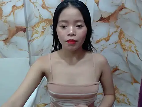 Sweet Sarah69 online show from July 8, 11:44 am