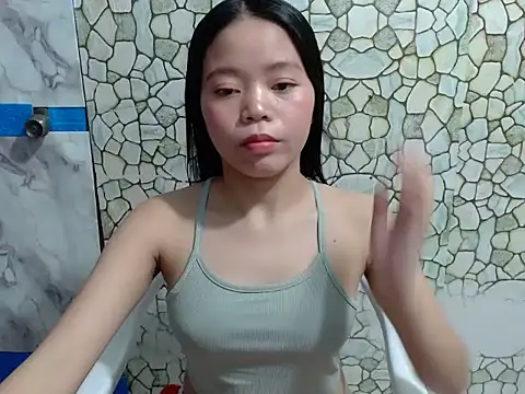Sweet Sarah69 online show from July 28, 9:28 am