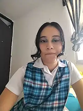 L0lita Emi12 online show from June 26, 9:20 pm