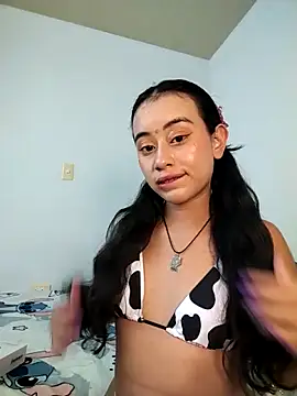 L0lita Emi12 online show from June 1, 8:08 pm
