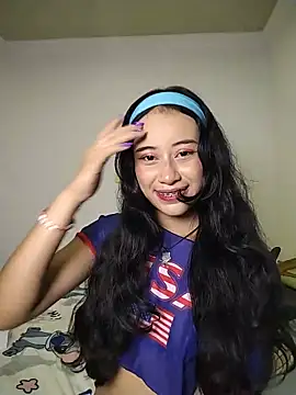 L0lita Emi12 online show from May 28, 4:20 am
