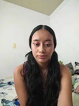 L0lita Emi12 online show from May 21, 4:26 pm