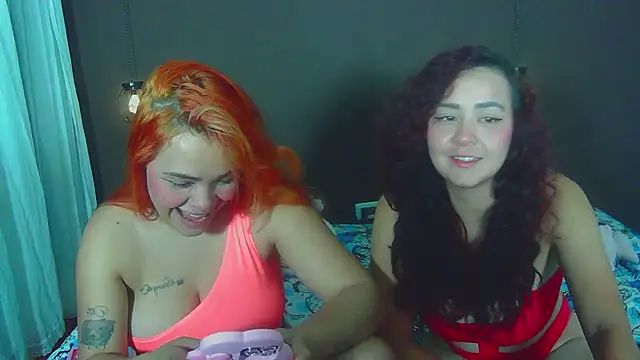Snapshot of latinahotdivas1 chatting on August 9, 1:57 am latinahotdivas1 online show from August 9, 1:57 am