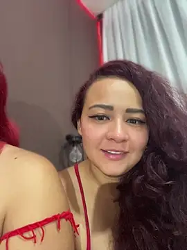 Snapshot of latinahotdivas1 chatting on May 26, 3:15 am latinahotdivas1 online show from May 26, 3:15 am