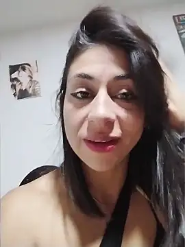 Snapshot of arianna_rouse_ chatting on June 11, 2:11 am arianna rouse online show from June 11, 2:11 am