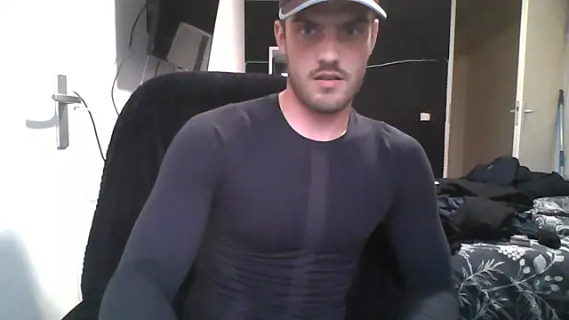 slaveboyrow online show from May 19, 6:15 pm