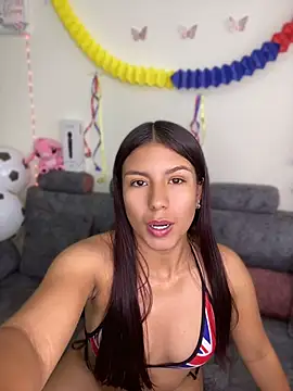 FernandaHils online show from June 16, 8:53 pm
