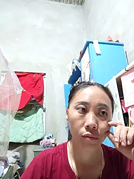 Snapshot of Jinli_01 chatting on May 15, 11:52 am Jinli 01 online show from May 15, 11:52 am