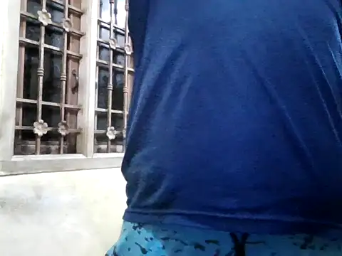 Snapshot of mrmerman92 chatting on May 24, 3:23 pm mrmerman92 online show from May 24, 3:23 pm