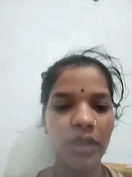 Snapshot of Student_garl_1 chatting on June 21, 12:38 am Student garl 1 online show from June 21, 12:38 am
