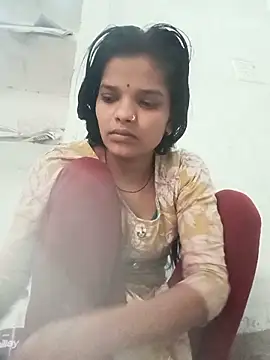 Snapshot of Student_garl_1 chatting on May 24, 3:50 am Student garl 1 online show from May 24, 3:50 am