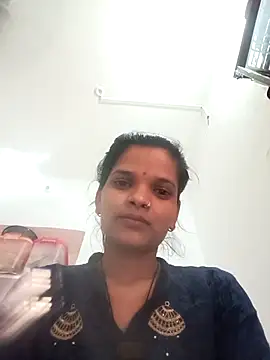 Student garl 1 online show from May 3, 9:58 am