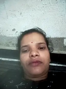 Snapshot of Student_garl_1 chatting on May 14, 5:10 pm Student garl 1 online show from May 14, 5:10 pm