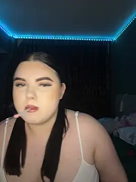 ElyBabyX online show from June 9, 9:38 pm