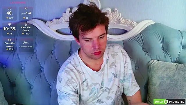 ArthurMeyers online show from June 16, 3:39 am