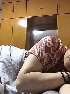 Snapshot of nidejiejie chatting on May 13, 3:52 pm nidejiejie online show from May 13, 3:52 pm