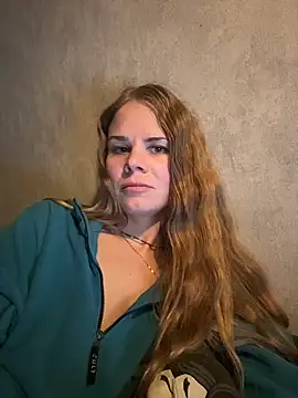 MaryMathews  online show from June 16, 1:27 am