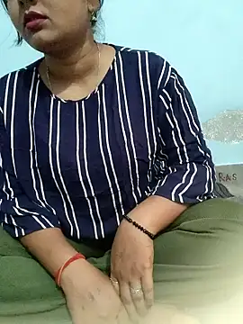 Snapshot of Saniya_Gs chatting on May 8, 5:00 am Saniya Gs online show from May 8, 5:00 am