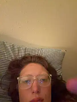Snapshot of Thicklani0205 chatting on June 3, 9:54 am Thicklani0205 online show from June 3, 9:54 am