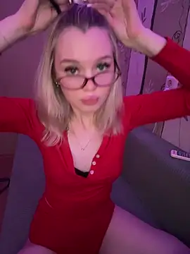 Velvet Doll  online show from May 28, 4:53 am