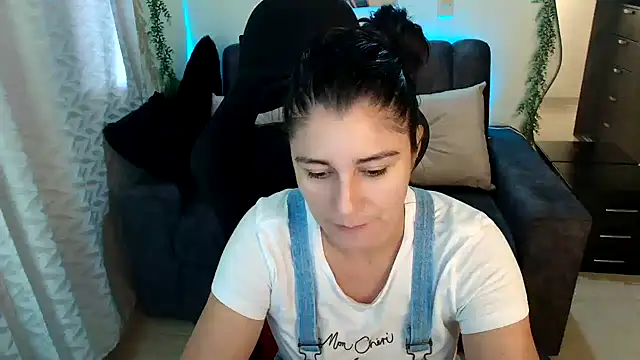LUCYMILF SEXY online show from June 7, 3:39 pm