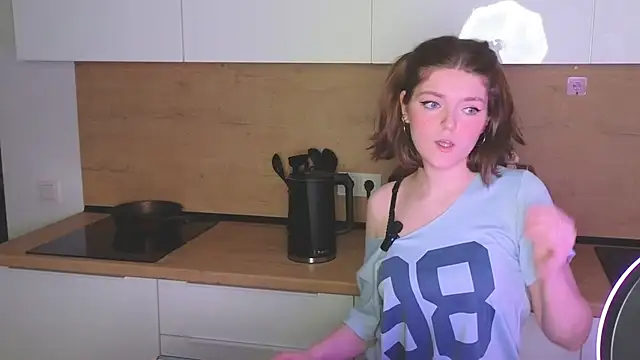 Annpopsy online show from May 28, 7:09 pm