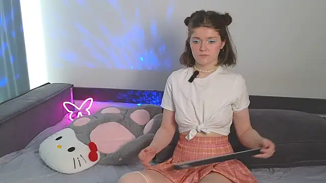Annpopsy online show from May 22, 3:21 pm