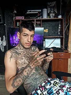 demoni0802 online show from May 11, 12:28 pm