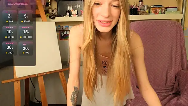 MiaMooonn online show from May 11, 9:54 am