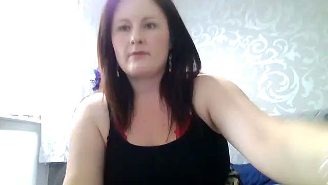 Snapshot of titsandtoesuk chatting on June 29, 8:32 am titsandtoesuk online show from June 29, 8:32 am