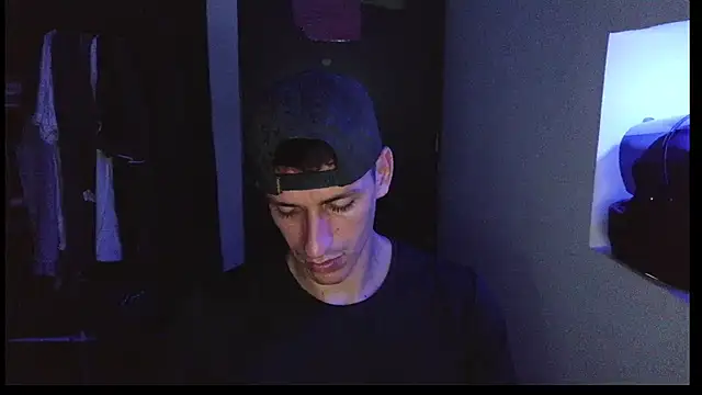 RaulRico online show from May 16, 3:49 am