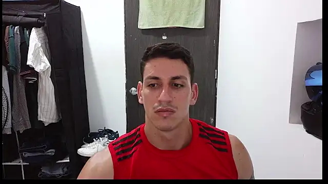 Snapshot of RaulRico chatting on May 23, 5:56 pm RaulRico online show from May 23, 5:56 pm