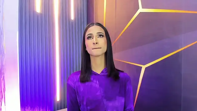 Miss Isa  online show from May 13, 12:34 pm
