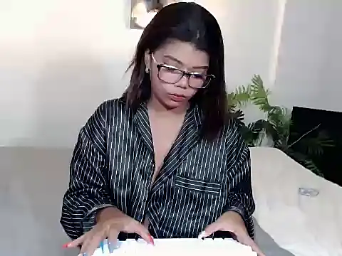 charlene pretty online show from June 7, 12:10 pm