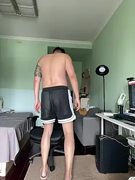 mrcake666 online show from June 25, 7:46 am