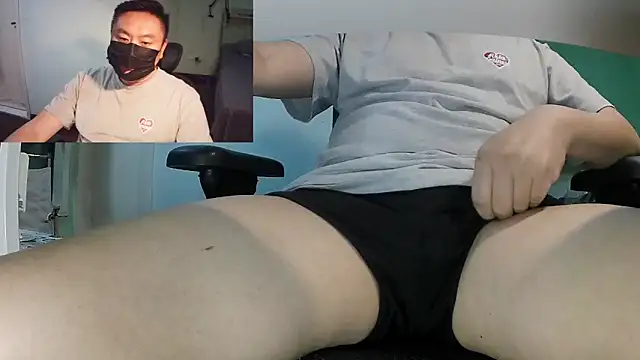 mrcake666 online show from May 26, 12:47 pm